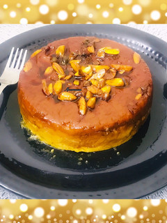 A picture of Caramelised Nuts bread pudding.