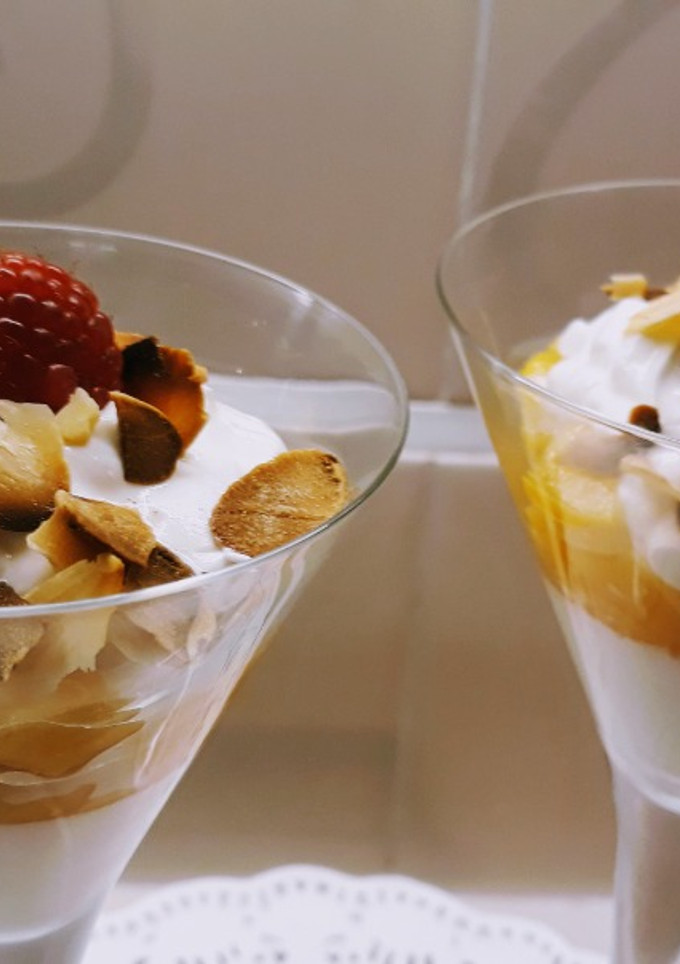 Una foto de Postre sencillo de mango