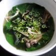 Shimeji, Spinach & Wakame Soup