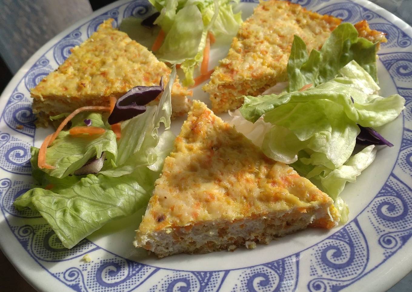 Pastel de pollo con apio y zanahoria