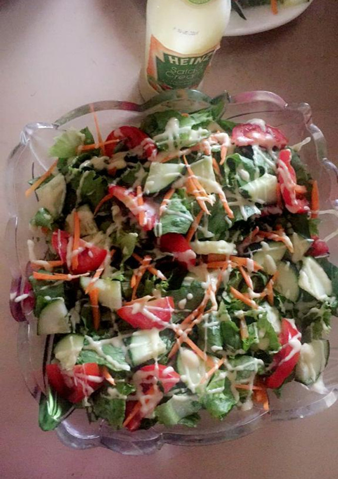 A picture of Salad.