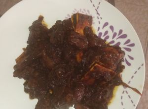 Una foto de Costilla de res glaseadas con crema de coco