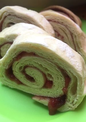 Foto resep Bakpao Stroberi Gulung