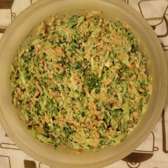A picture of Coleslaw salad.