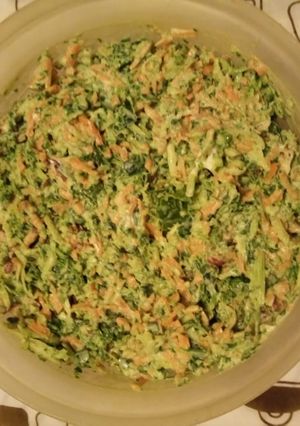 A picture of Coleslaw salad.