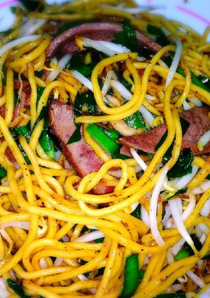 รูปของ ผัดหมี่เทริยากิตับหมูกุยช่าย เฮงเฮงเฮง