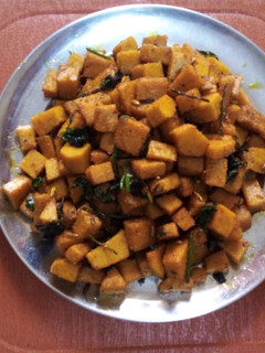கருணை கிழங்கு வறுவல் (Karunai Kilangu VAruval Recipe in Tamil) செய்முறை முக்கிய புகைப்படம்