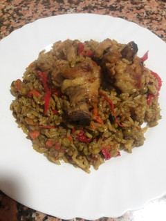 Una foto de Arroz con pollo