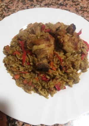 Una foto de Arroz con pollo