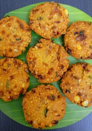 A picture of Masala vadai.