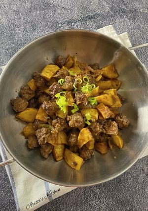 Foto resep Semur Bola-Bola Daging Kentang