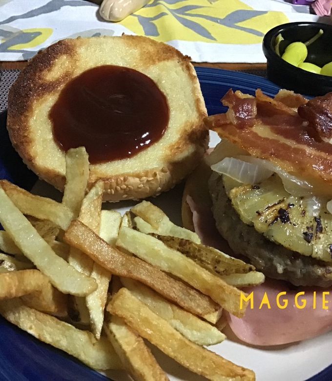 Una foto de Hamburguesa hawaiana