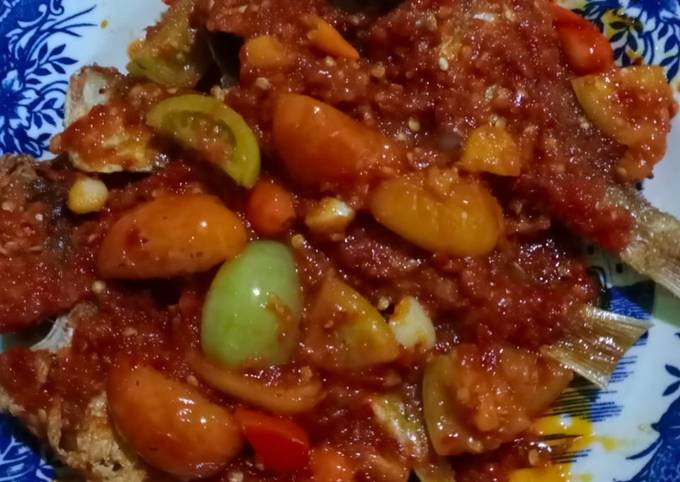 Resep Ikan Goreng Siram Saus Sambal Tomat Anti Gagal