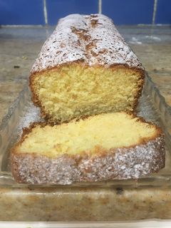 Una foto de Budín de limón sin tacc 🍋🍋