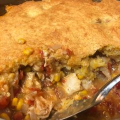 A picture of Chicken Cornbread Bake.