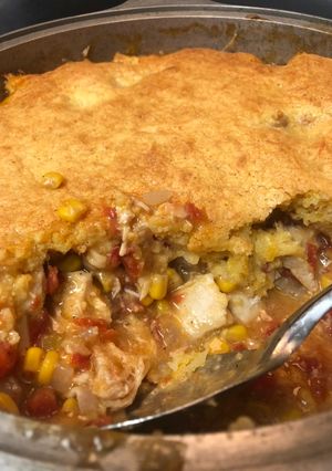 A picture of Chicken Cornbread Bake.