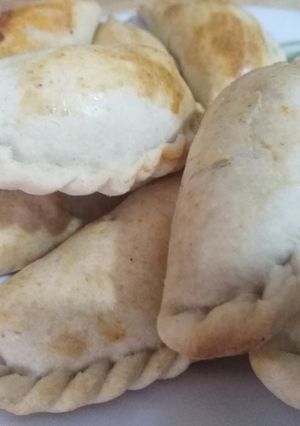 Una foto de Empanadas de carne/cortada a cuchillo