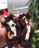 Dark chocolate cookies with white chocolate melted