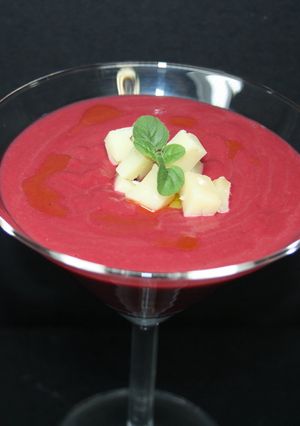 Foto principal de Salmorejo de remolacha