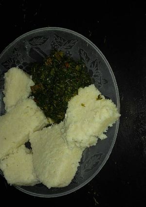 A picture of Ugali and khale with spinach.