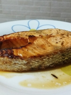 Foto principal de Salmón con salsa de soja y miel al horno