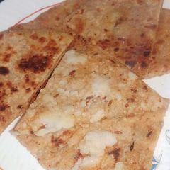 A picture of Aloo ka parantha.