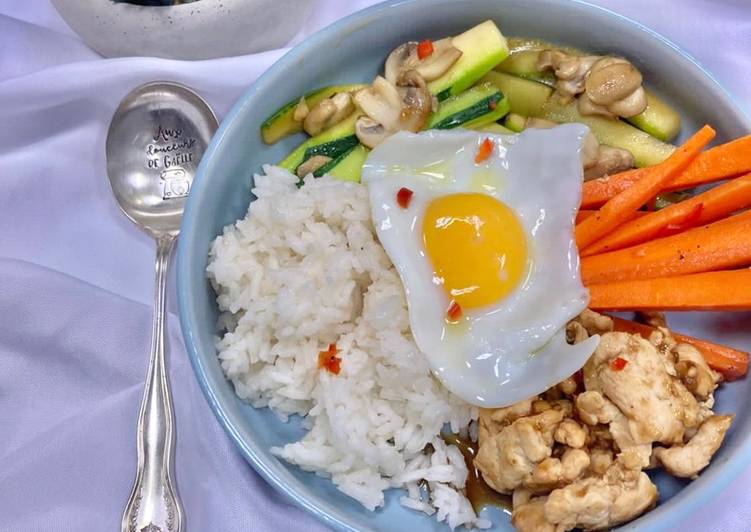 Les 6 Meilleures Recettes de Bibimbap coréen au poulet