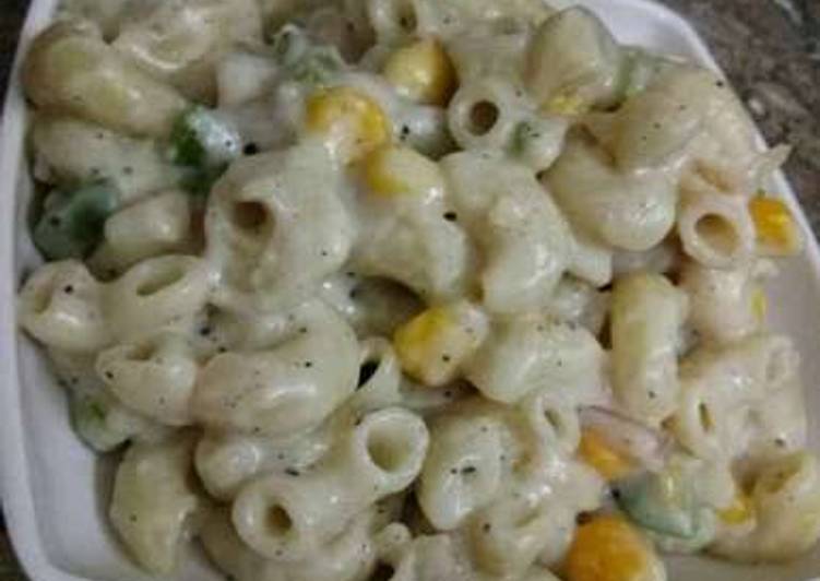 White Sauce Pasta