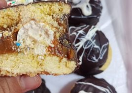 Alfajores de Coco Bañados en Chocolate ByN