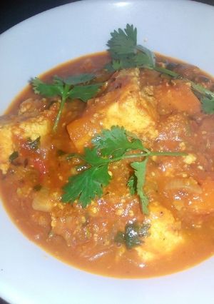 A picture of Paneer Curry.