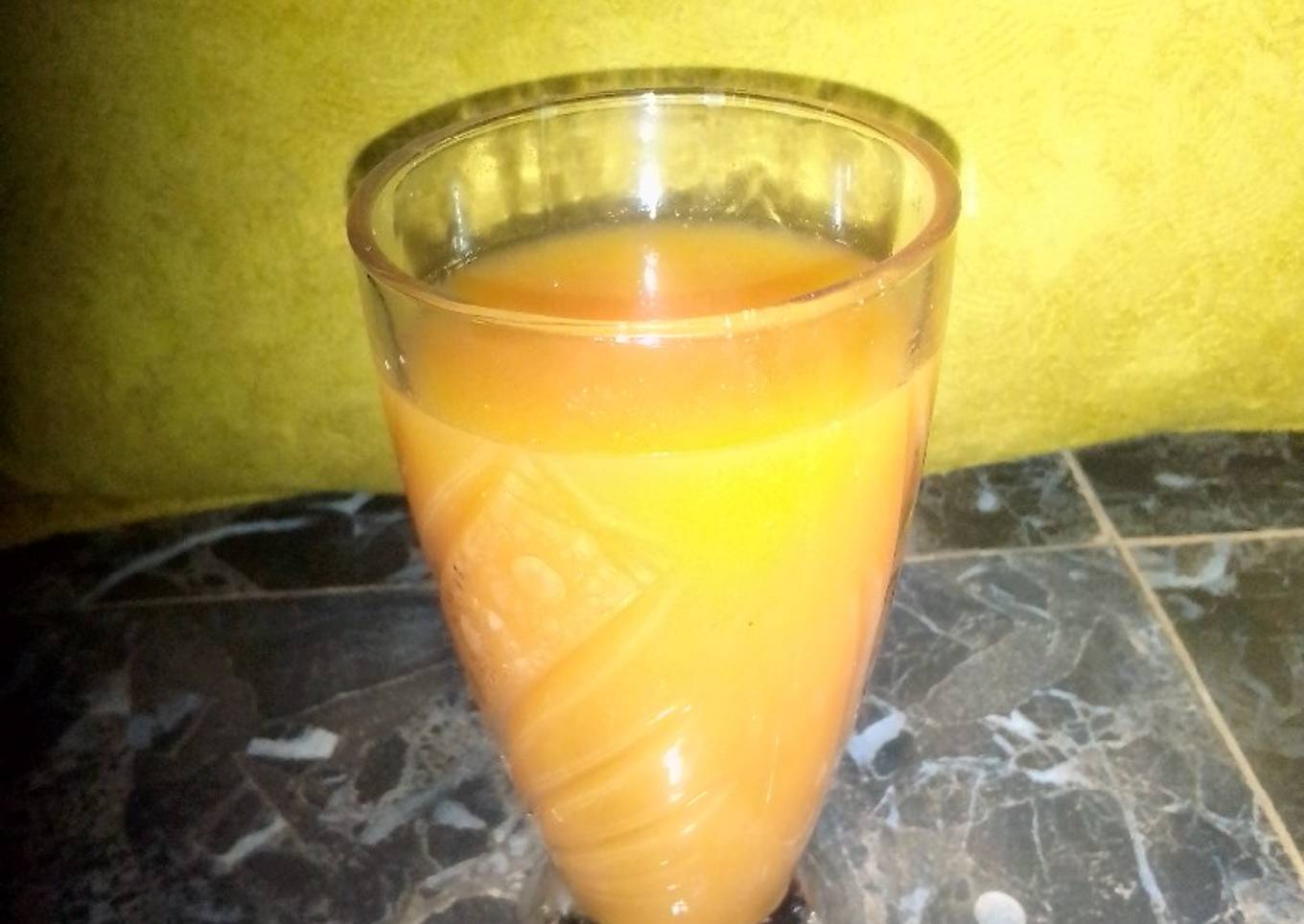 Tropical fruit juice