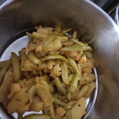 A picture of Parwal ki sabzi.