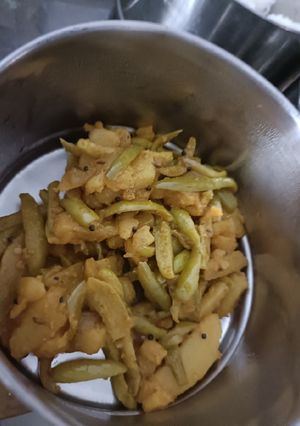 A picture of Parwal ki sabzi.