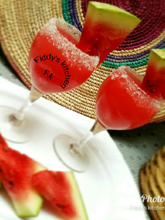 A picture of Watermelon juice.