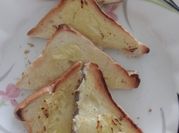 A picture of garlic bread butter
