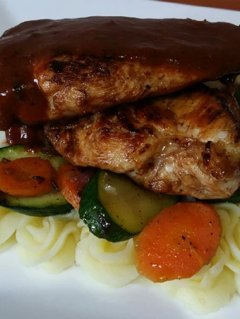 Recipe Lemon chicken, mashed potatoes and sautéed vegetables which So Delicious