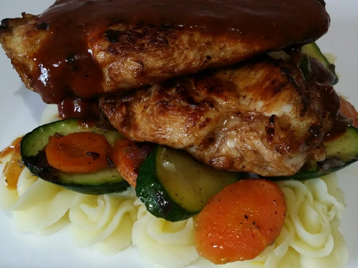 Recipe Lemon chicken, mashed potatoes and sautéed vegetables which So Delicious