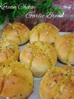 Foto resep Korean Cream Cheese Garlic Bread