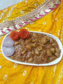बेसन गट्टे की सब्जी (Besan gatte ki sabzi recipe in Hindi) रेसिपी मुख्य फोटो
