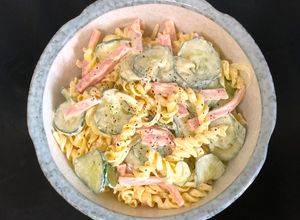 Hình của món Macaroni Salad - Nui trộn sốt mayonnaise.