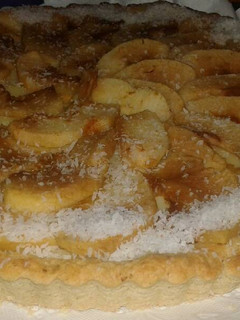 Una foto de Tarta de manzana con crema pastelera