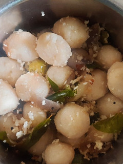 தாளித்த கொழுக்கட்டை(thalittha kolukattai recipe in tamil) செய்முறை முக்கிய புகைப்படம்
