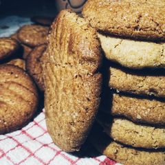 Nutmeg lemon cookies A picture of Nutmeg lemon cookies.
