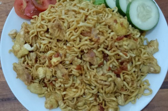 Resep Mi goreng telur sederhana Menu Enak Dan Mudah Dibuat