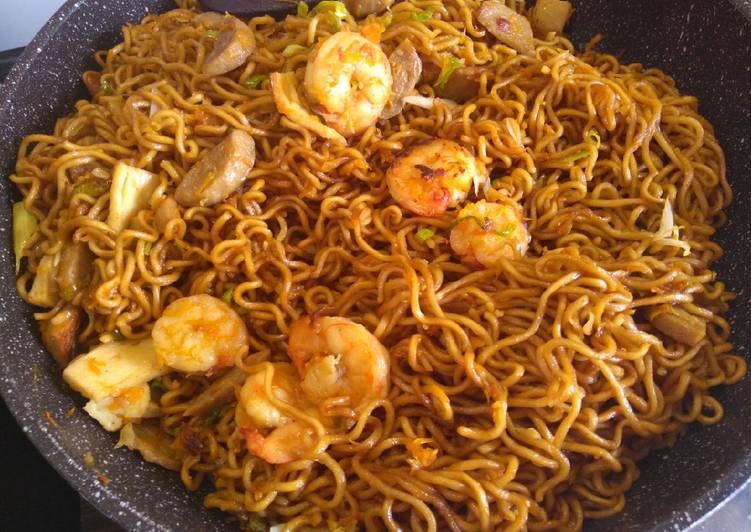 Resep Mie Goreng Ulang Tahun oleh Siska Harlio Cookpad