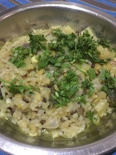 મસાલા ખીચડી રેસીપી મુખ્ય ફોટો