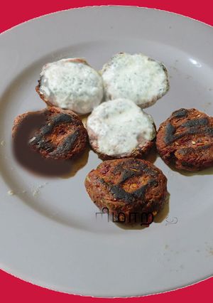 A picture of Beet root patties.