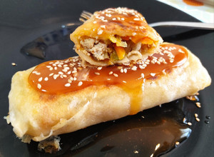 Foto principal de Rollitos primavera vegan con salsa agridulce