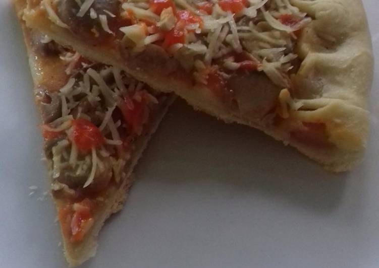 Langkah Mudah untuk Membuat Italian mushroom sausage stuffed pizza Anti Gagal