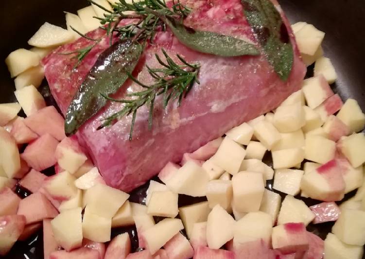 Lonza di maiale alle erbe con patate